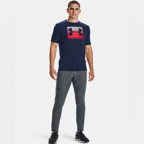 NWT Men’s Size Small Under Armour UA Boxed Logo Quick-dry T-shirt In Academy Red - Picture 1 of 15